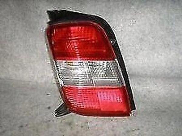 Stop Lambası Yaris  1999-2002 Duysuz Sağ (Oem No:8156052120) - Image 1