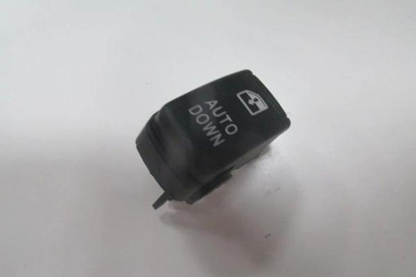 Hyundai Getz- 2006-2011  Ön Sol Kapı Cam Açma Düğmesi Butonu Sol - Image 1