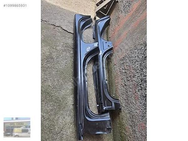 Marşpiyel  Sacı : Sağ Yenı Referansı Yr00677780 Opel Insıgnıa B Bm 18- (Oem No: 39238687) - Image 1