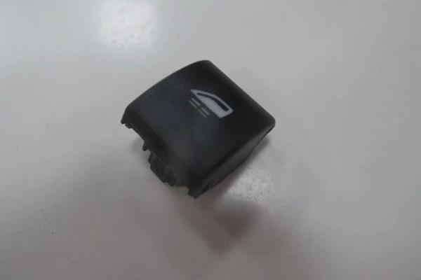 Bmw 3 Serı- 3 Serisi- Sd- 1998-2001   Ön/Arka Cam Düğme Butonu Sağ/Sol Aynı (Adet) (Oem No:A61316902 - Image 1