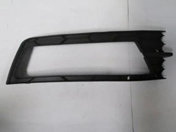 Skoda Rapid- 2013-2016  Sis Lamba Kapağı Sol Sis Delikli (Tw) (Oem No:5Ja807681) - Image 1