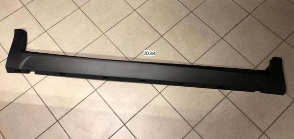 Marşpiyel  Bakalıtı : Sağ Sıyah Opel Crossland X Bm 17- (Oem No: Yq007146Xt) - Image 1