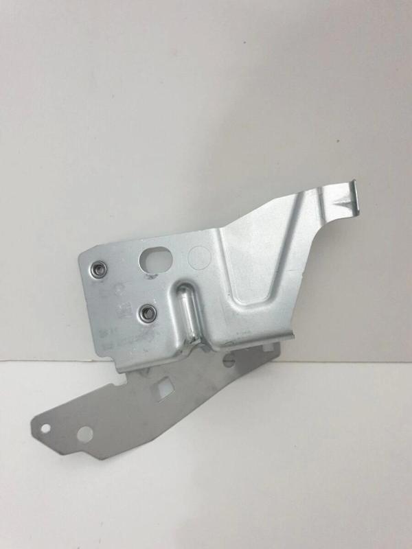 Çamurluk Braketı Ön Sol Opel Grandland X Bm 18- (Oem No: Yp00038180) - Image 1