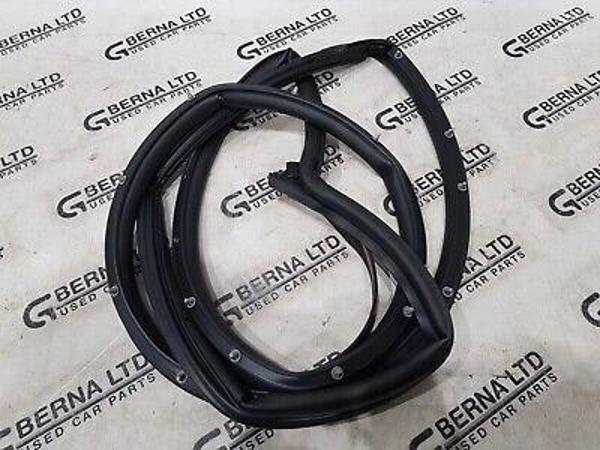 Arka Kapı Fıtılı Sol Ford Fıesta Bm 08- (Oem No: 8A61 A253A11 Ay) - Image 1
