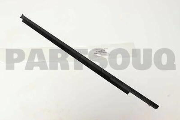 Cam Sıyırıcı Hilux 2015-2021 Arka Siyah Sağ (Oem No:681800K010) - Image 1