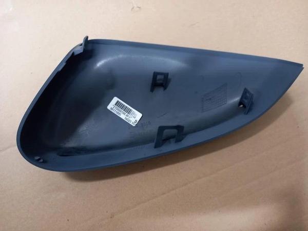 Psa C5 Iıı (X7) B.M 2009- Ayna Kapağı Sağ (Astarlı) (Oem No:8152L3) - Image 1