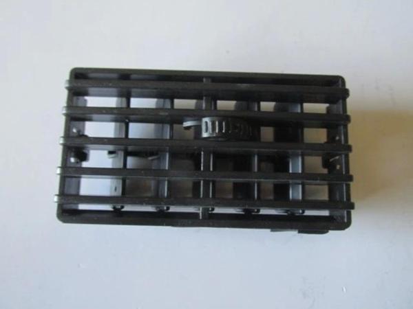 Fıat Tempra- 90/99; Ön Göğüs Yan/Orta Üfleme Peteği Sağ/Sol Aynı (Adet) (Difizör) (Oem No: 181479180 - Image 1