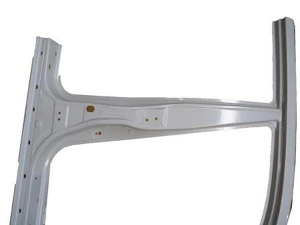 Hyundaı Tucson- 05/10; Ön/Arka Direk Sağ Marşpiyel Sacıyla Birlikte Gri (Bfn) (Oem No: -) - Image 1