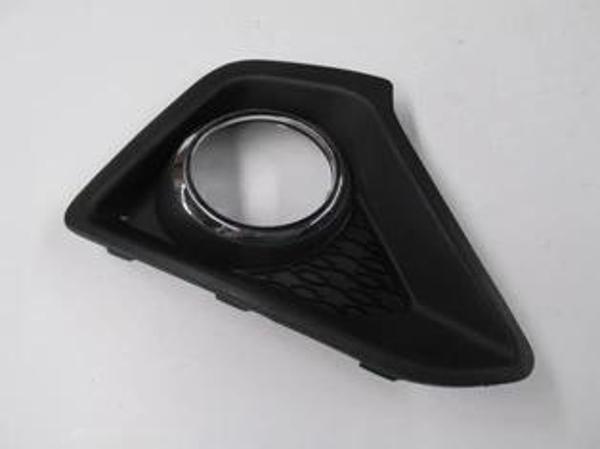 Hyundai  İ10   2013-2016  Sis Lamba Kapağı Sağ (Nikelaj Çerçeveli) (Bfn) (Oem No:8628B4000) - Image 1