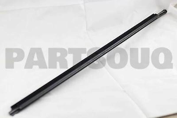 Cam Sıyırıcı Corolla 2002-2006 Ön Kapı Dış Sağ (Oem No:7571012742) - Image 1
