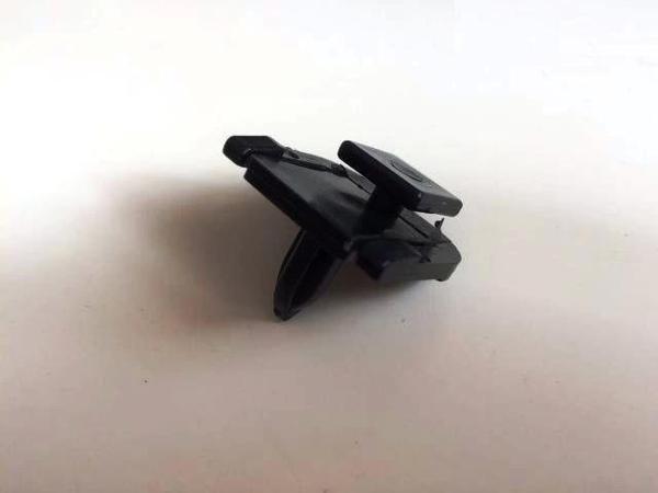Toyota Corolla- Ae101- 93/98; Panjur Klipsi (Büyük Tip) (Oem No: 90469-01004) - Image 1