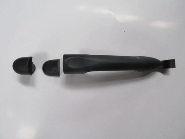 Renault Clıo- 4- Hb- 16/20; Ön Kapı Dış Açma Kolu Sağ/Sol Aynı (Adet) Siyah Sensör Deliksiz (Oem No: - Image 1