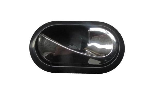Renault Modus- 06/08; Ön Kapı İç Açma Kolu Sağ Siyah (Elceği Nikelajlı) (Oem No: 8200028486) - Image 1