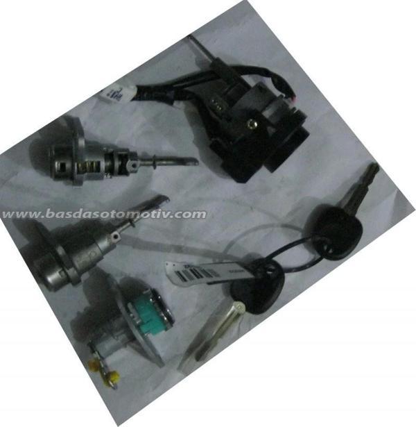 Set Kapı Kilit H1 08- None (Oem No: 1220Skk4009001) - Image 1