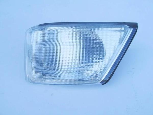 Iveco Daıly- 1999-2007  Ön Sinyal Sol Beyaz Duylu (Mars) (Oem No:504104468) - Image 1