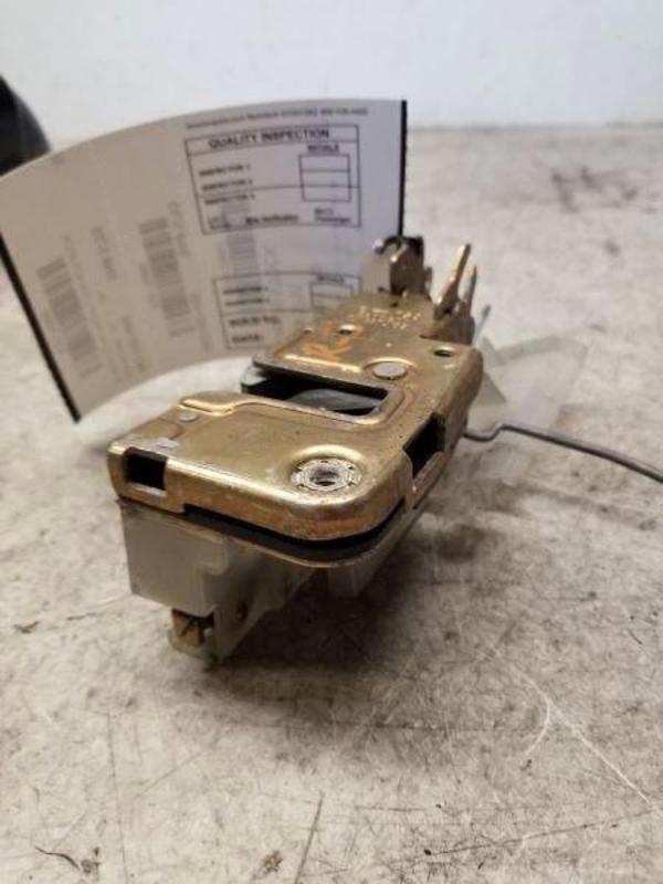 Kapı Kilit Mekanizması Ön Sağ Transporter T4None (Oem No: Vw-701837016E) - Image 1