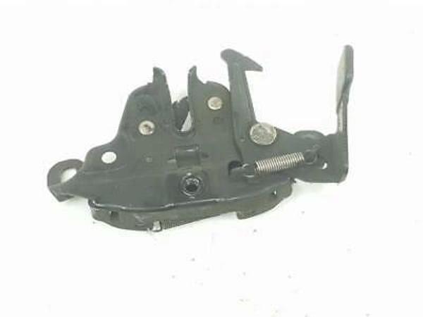 Motor Kaput Kilidi Navara 06-14 (Oem No: 65601-Jx31A) - Image 1