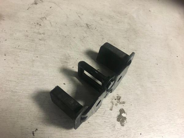 Bagaj Kilit Karsılıgı Tek Kapı Ford Courıer / Mondeo Bm 14- (Oem No: Ds73 F404B12 Bc) - Image 1