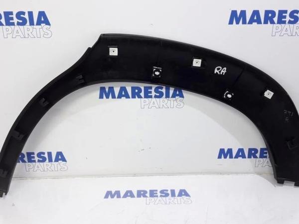 Arka Çamurluk Çıtası Sağ C3 Crs Psa Peugeot 97-00 (Oem No: Yq000652Xt) - Image 1