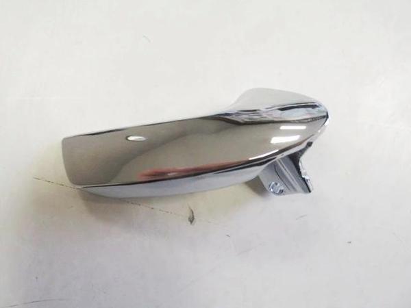 Seat Ibıza- 09/12; Ön Kapı İç Açma Kolu Elceği (Kulbu) Sağ Nikelajlı (Oem No: 6J0837114A) - Image 1
