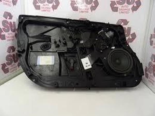 Kapı İç  Döseme Izalatörü Sol Ford Fıesta Bm 08- (Oem No: C1Bb A045H17 Ab) - Image 1