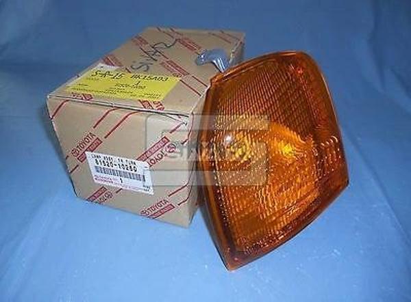 Japon Starlet (P9) 43891 1996-1999 Sinyal Lambası Sol  (Oem No:8152010260) - Image 1