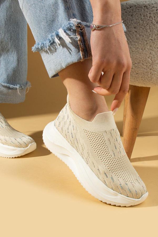 Pembe Potin Taş Detaylı Triko Kalın Taban Kadın Sneaker 59-88-25 - Image 1