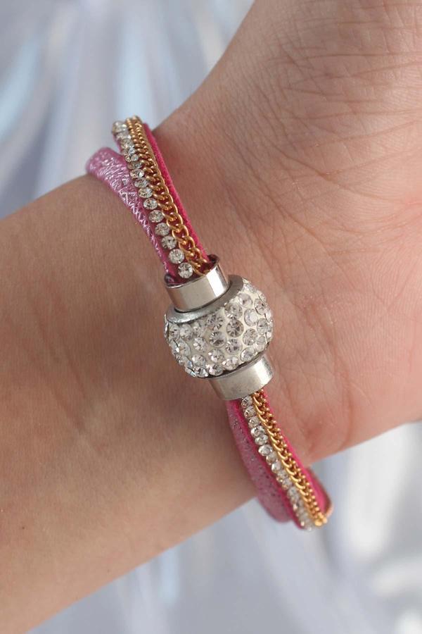 Zarif Kadın için Pembe Zirkonlu Püsküllü Deri Çoklu Bileklik - Image 1