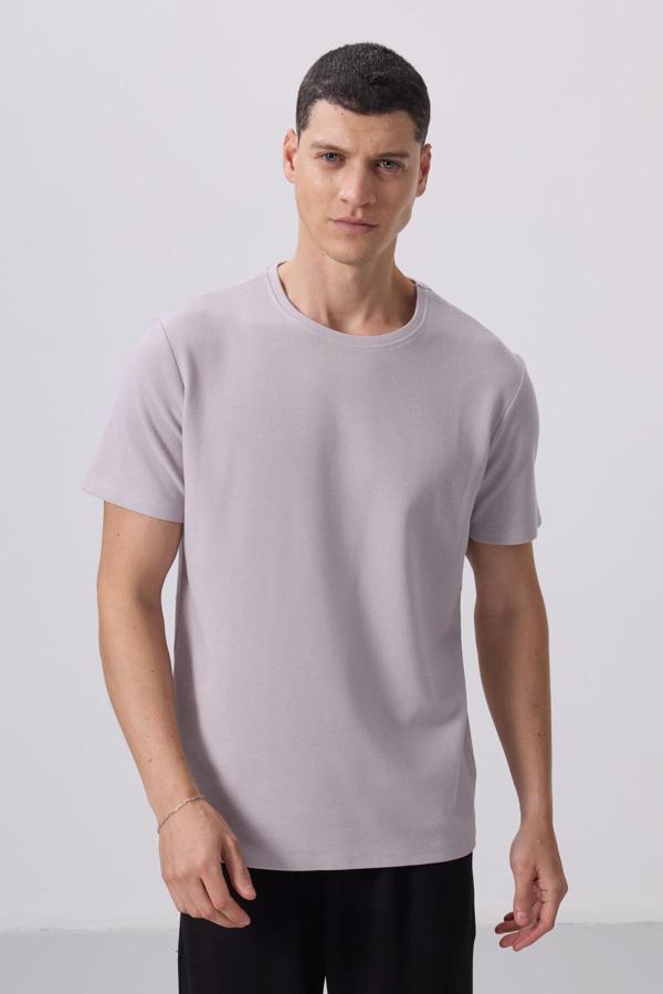 Taş Yüzeyi Dokulu Rahat Form Basic Erkek T-Shirt - 88436 - Image 1