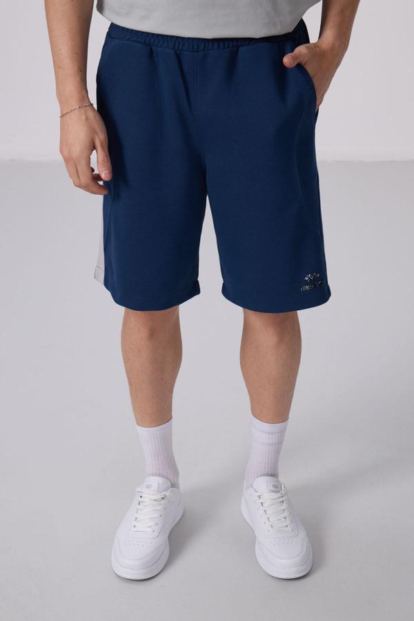 Parlament Yüzeyi Dokulu Oversize Erkek Şort - 81288 - Image 1