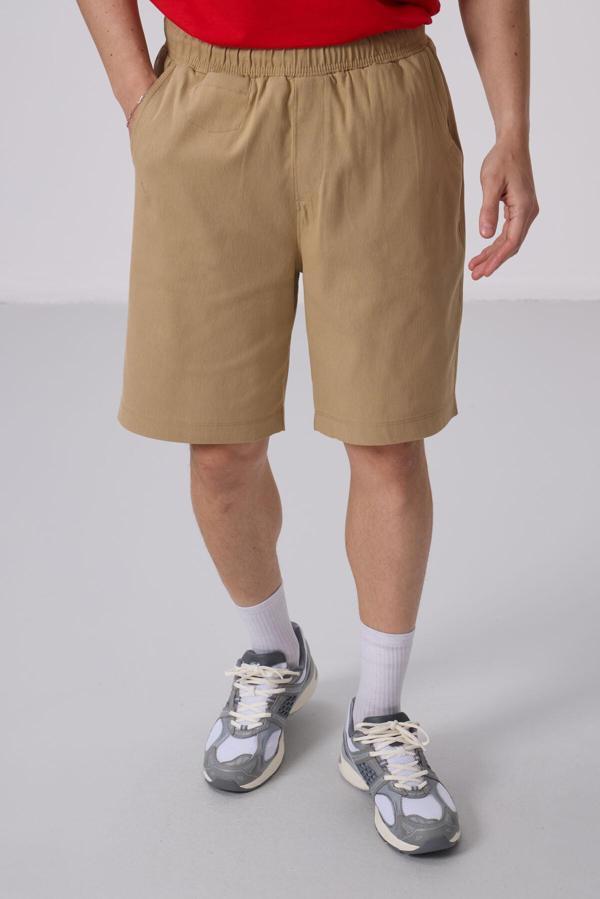 Koyu Bej Standart Fit Dokuma Hafif Esnek Chino Şort - 81290 - Image 1