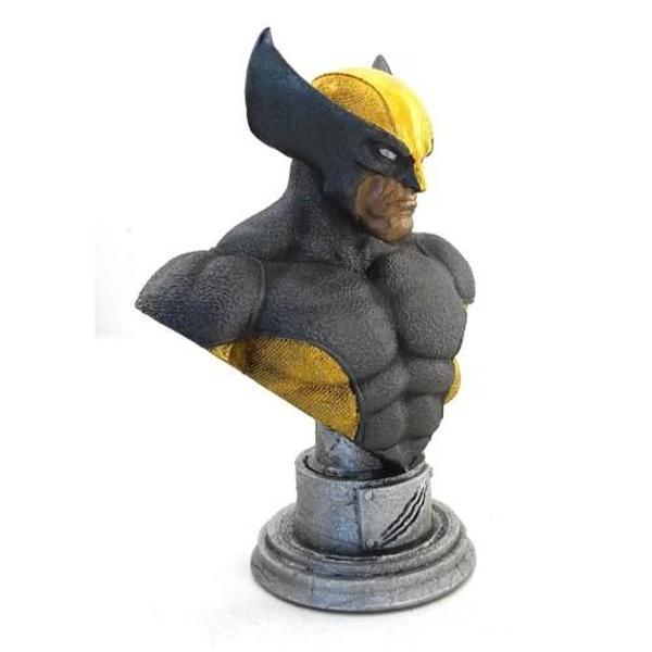 Polyester Wolverine Figür Küçük Boy - Image 1