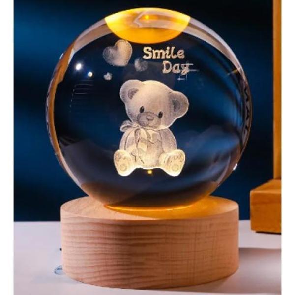 Dekoratif Ayıcık Tasarımlı Ahşap altlıklı Işıklı Cam Küre Büyük Boy Cam:8cm Ahşap:2cm - Image 1