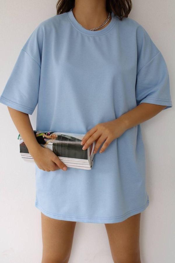 Jakarlı J Bebe Mavi Ince Unisex Pamuk Bisiklet Yaka Boyfriend Örme Oversize T-Shirt - Image 1