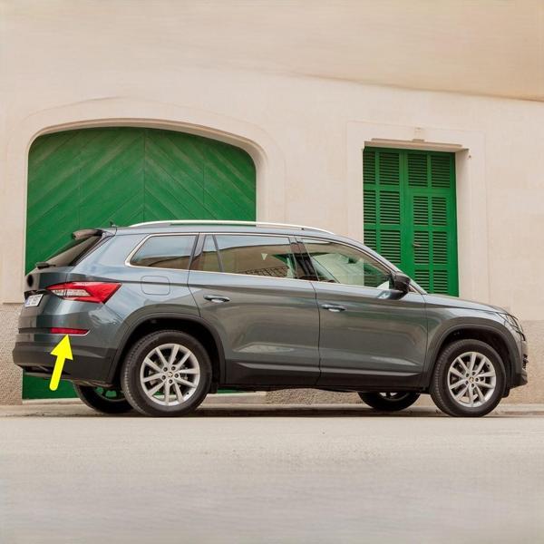 Skoda Kodiaq 2017-2021 Arka Tampon Sağ Reflektörü 565945106A - Image 1