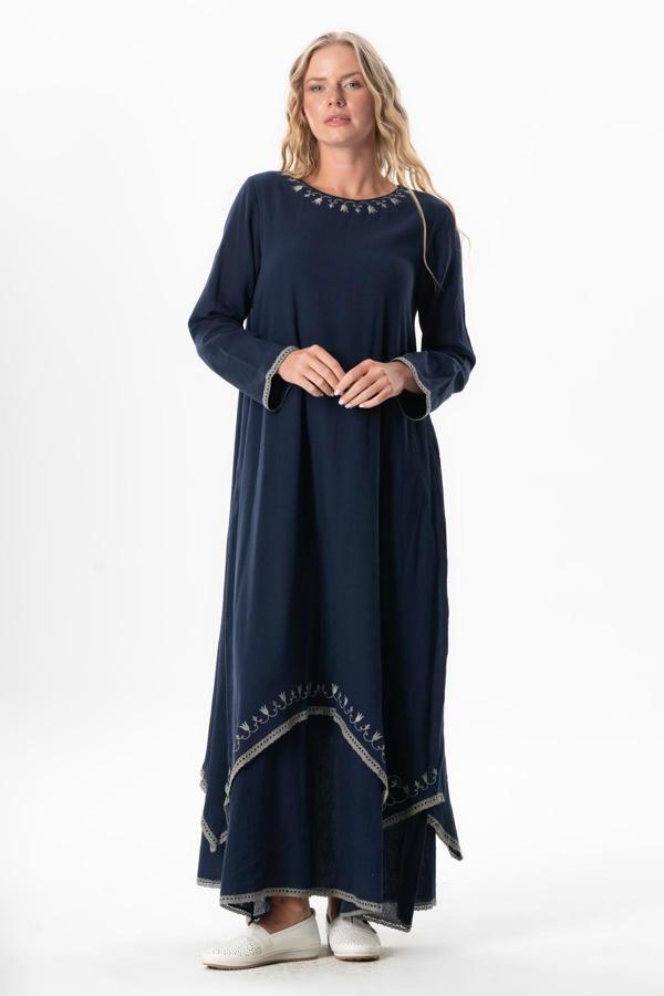 Uzun Kol Şile Bezi Lerzan Oval Yaka Nakışlı Yazlık Elbise Lacivert Lcvt - Image 1
