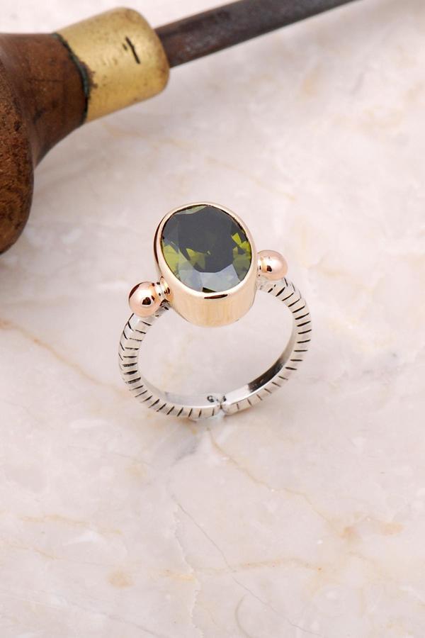 Peridot Elişi Gümüş Tektaş Yüzük 3022 - Image 1