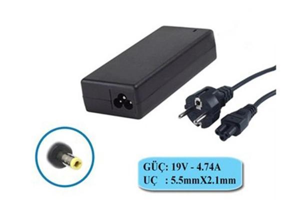 Compaxe CLA-445 90w 19v 4.74a 5.5-2.1 Notebook Adaptörü - Image 1