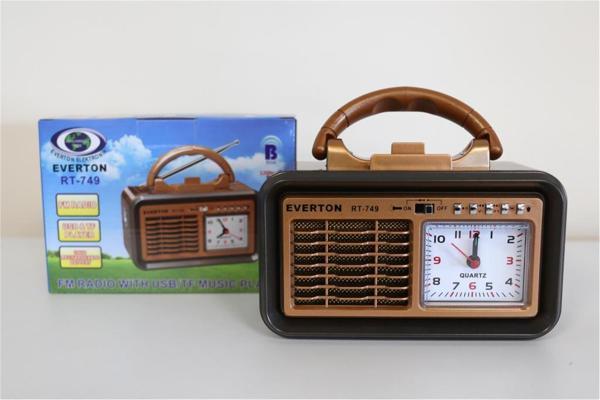 Everton Rt-749  Bluetooth Fm-Usb-Tf-Aux  Şarjlı Nostaljik Radyo - Image 1