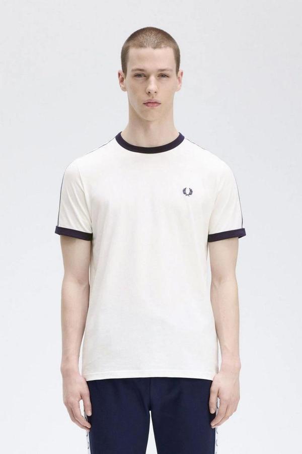 Fred Parry Erkek Beyaz Logo Detaylı T-shirt - Image 1