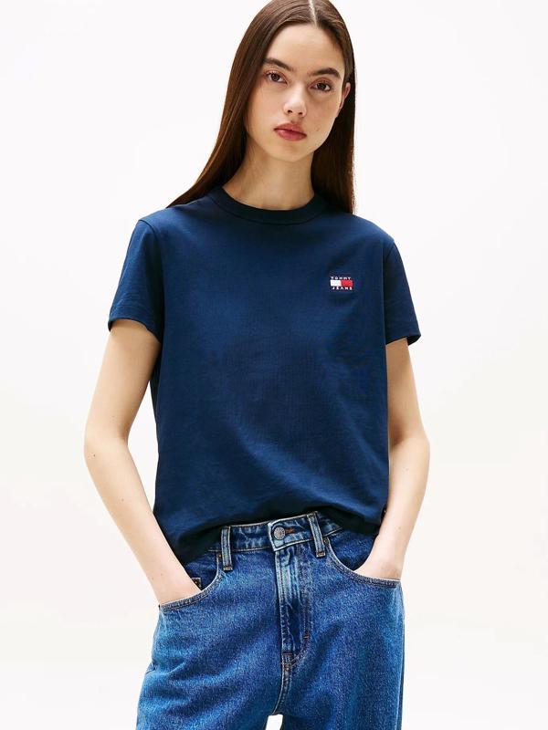 Tommy Jeans Erkek Lacivert  Badge Crew Yaka Tişört - Image 1
