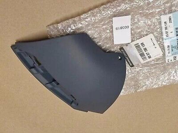 Renault Clio- 4- Hb- 2016-2020  Arka Tampon Ucu Sol Siyah (Reflektör Delikli)(Tw) (Oem No:850778013R - Image 1
