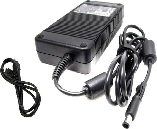 İnfostar Dell PA-9E Family 240W Notebook Şarj Aleti Adaptör - Image 1
