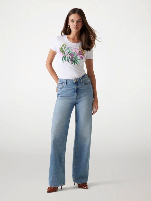 Guess Kadın Beyaz Leaf Triangle Logolu Tişört - Image 1