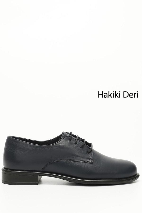 Kadın Lacivert Antik Bağcıklı Hakiki Deri Oxford Ayakkabı - Image 1