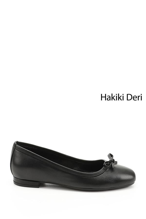 Kadın Siyah Fiyonklu Hakiki Deri Babet - Image 1