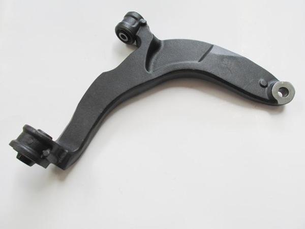 Volkswagen Transporter T7 15/19 Ön Alt Tabla Sağ (Salıncak) (Sh)  - Image 1