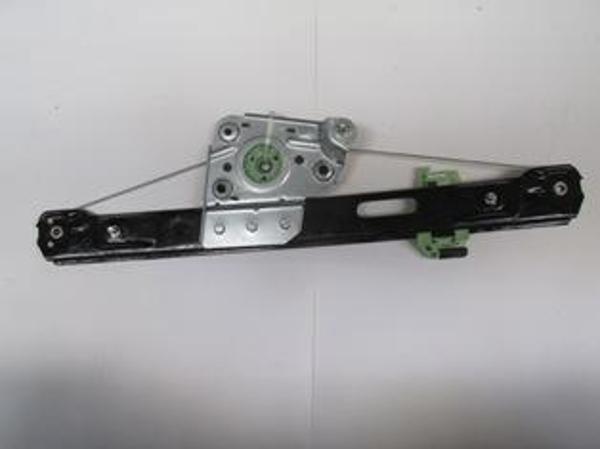 Bmw 1 Seri E87 04/11 Arka Cam Kri̇kosu Sağ Elektri̇kli̇/motorsuz (Tw)  - Image 1