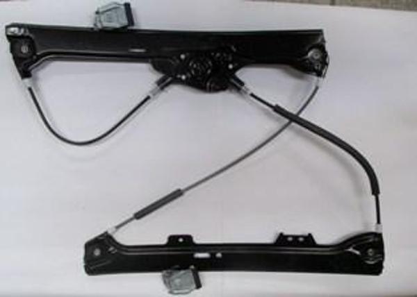 Bmw 5 Seri E60 04/10 Ön Cam Kri̇kosu Sağ Elektri̇kli̇/motorsuz (Tw)  - Image 1