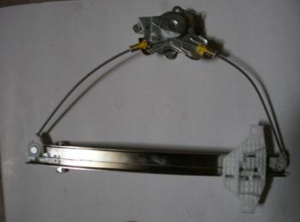 Hyundai Sonata 99/02 Ön Cam Kri̇kosu Sağ Elektri̇kli̇/motorsuz (32di̇ş)  - Image 1